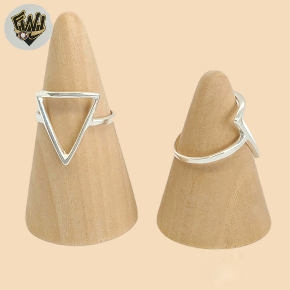 (2-5003) Plata de Ley 925 - Anillo Triángulo