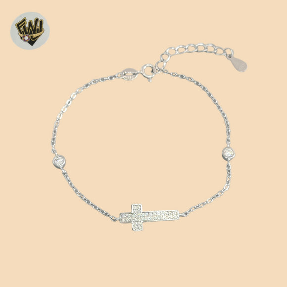 (2-0301-2) 925 Sterling Silver - 1.5mm Link Cross Bracelet.