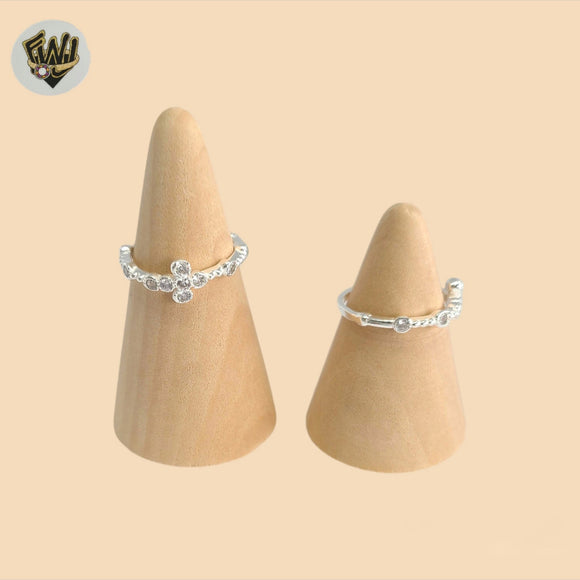 (2-5008) 925 Sterling Silver - Cross Zircon Ring.
