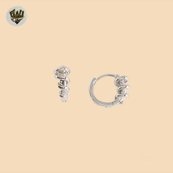 (2-4097) Plata de ley 925 - Huggies lisos.