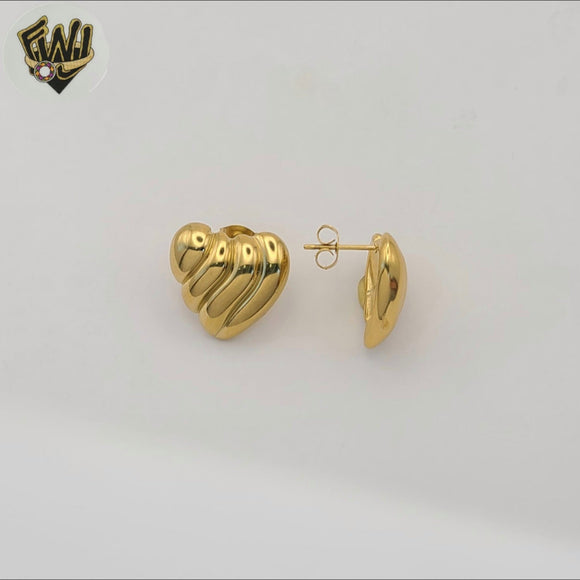(4-2181) Stainless Steel - Heart Stud Earrings.