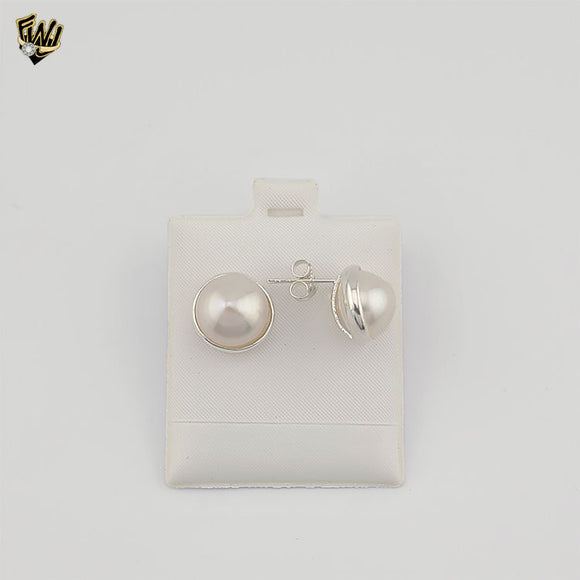 (2-3453) 925 Sterling Silver - Pearl Stud Earrings