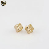 (1-2955-4) Gold Laminate - Chunky Flower Hoops- BGF