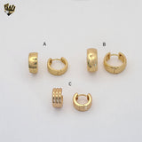 (1-2515) Gold Laminate - Plain Huggies - BGO