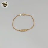 (1-0943) Laminado de oro - Pulsera para niños con placa de eslabones curvos de 2 mm - 6,5" - BGF