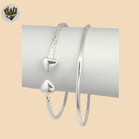 (2-0676) 925 Sterling Silver - 2.5mm Open Heart Bangle - 2.5