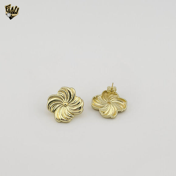 (4-2163) Stainless Steel - Chunky Flower Earrings.