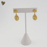 (4-2146) Stainless Steel - Dangling Queen Elizabeth Earrings.