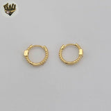 (1-2521-2) Gold Laminate - Green Zircon Huggies - BGF